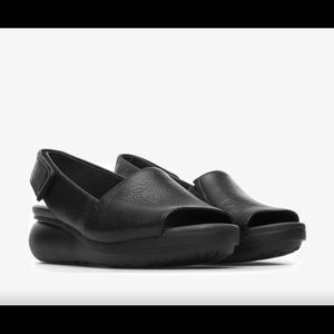 Camper women’s sling-back, low wedge sandals in black EU40 (fits like US 9-9.5)